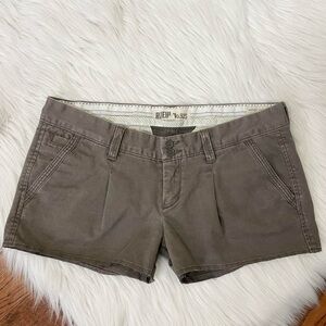 Vintage Y2K brown micro mini shorts 🤎 by Ruehl